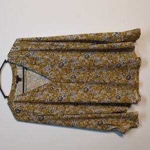 Ann Taylor Dark Yellow Floral Long Sleeve Blouse V Neck, Size L